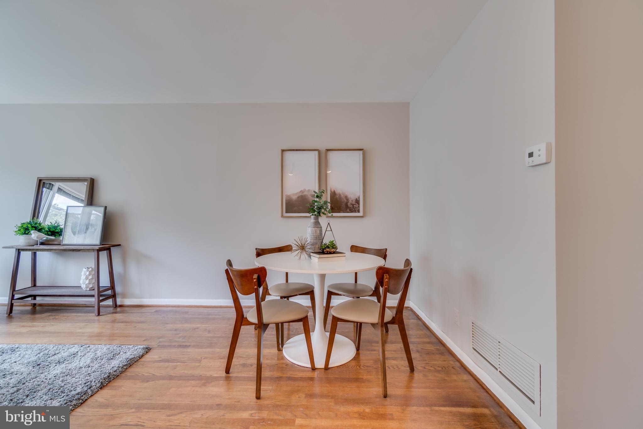 257 G Street Southwest, Unit 110 Washington, DC 20024 - Photo 5 of 33 Dining space
