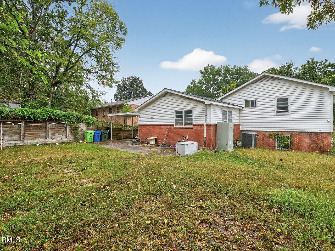 1103 Kitt Place Raleigh, NC 27610 - Photo 24 of 28 024-1280x960-photo
