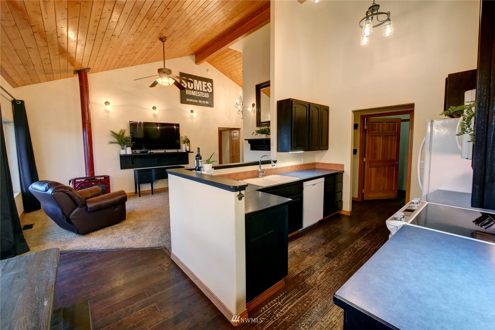 48 Duck Lake Road Omak, WA 98841 - Photo 13 of 40