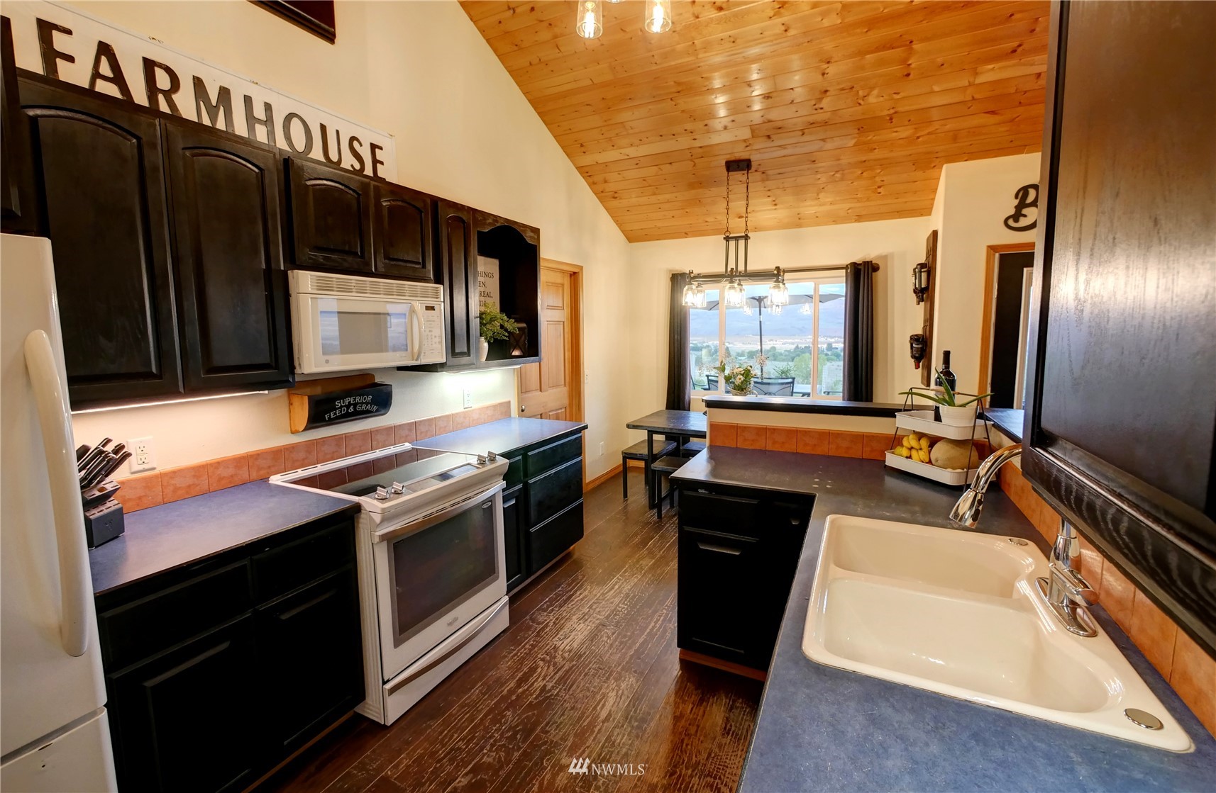 48 Duck Lake Road Omak, WA 98841 - Photo 15 of 40