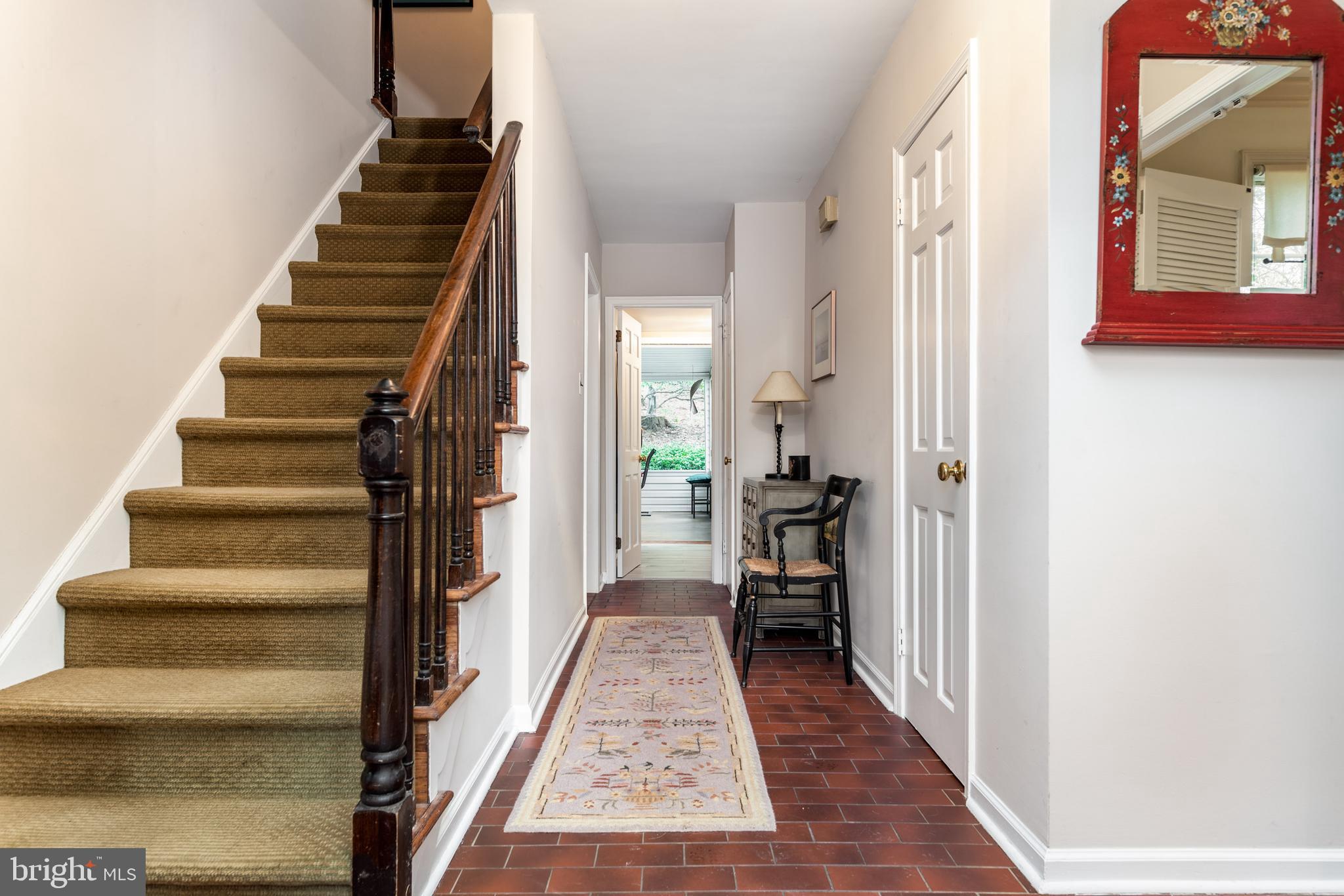 679 Malin Road Newtown Square, PA 19073 - Photo 3 of 57 Front Foyer