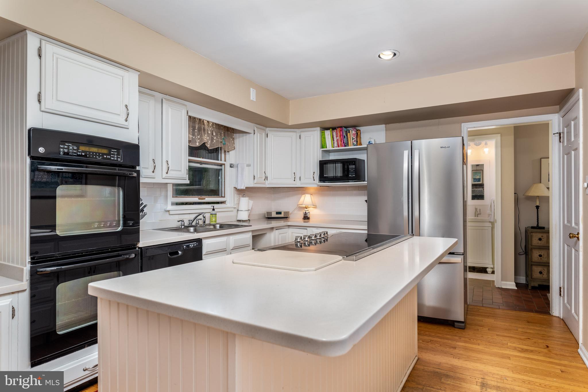 679 Malin Road Newtown Square, PA 19073 - Photo 6 of 57 Kitchen