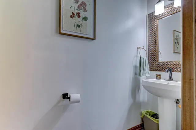 $1,250,000 | W3552 Equestrian Trail, Appleton, WI 54913