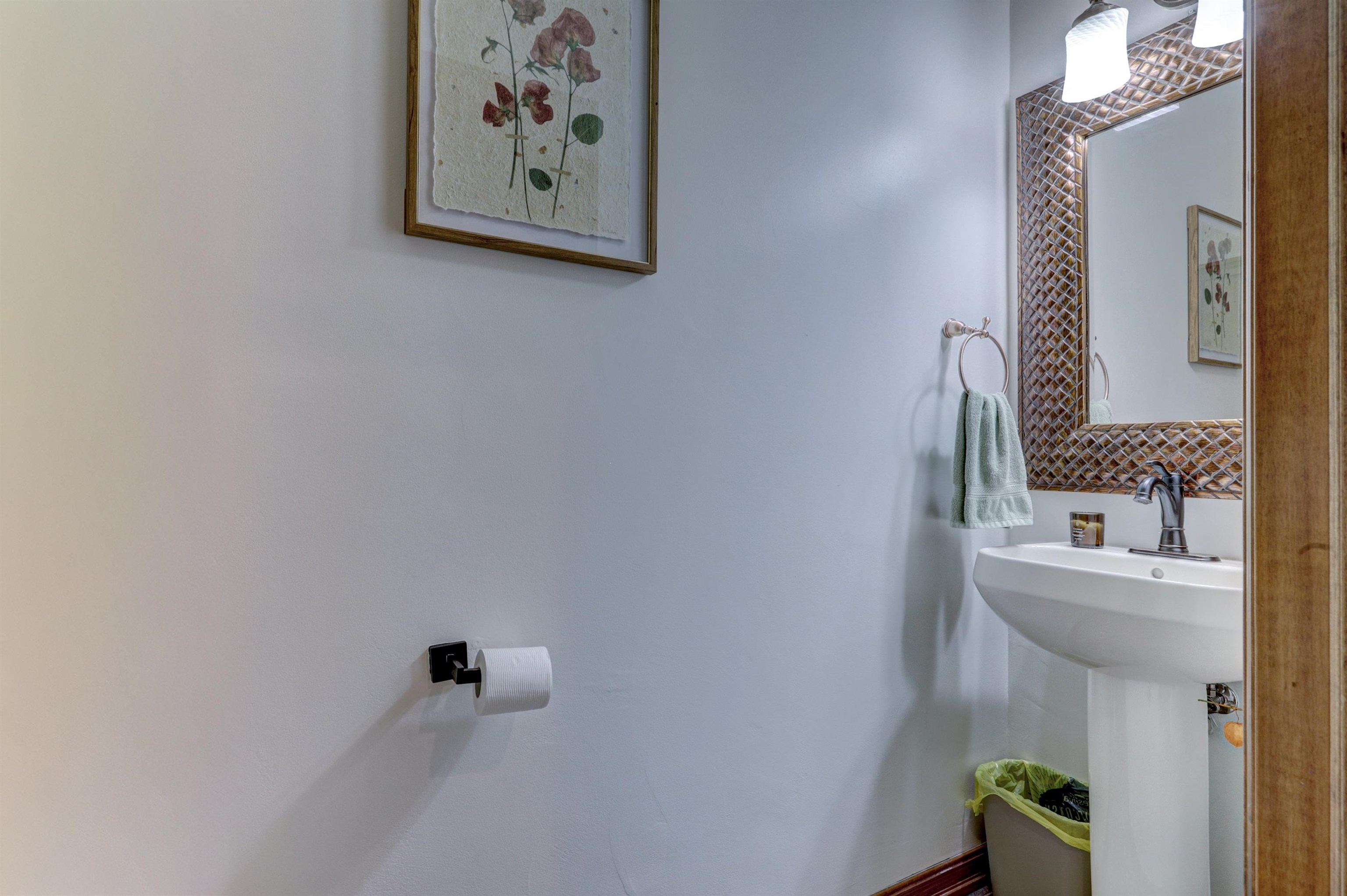 W3552 Equestrian Trail Appleton, WI 54913 - Photo 43 of 58