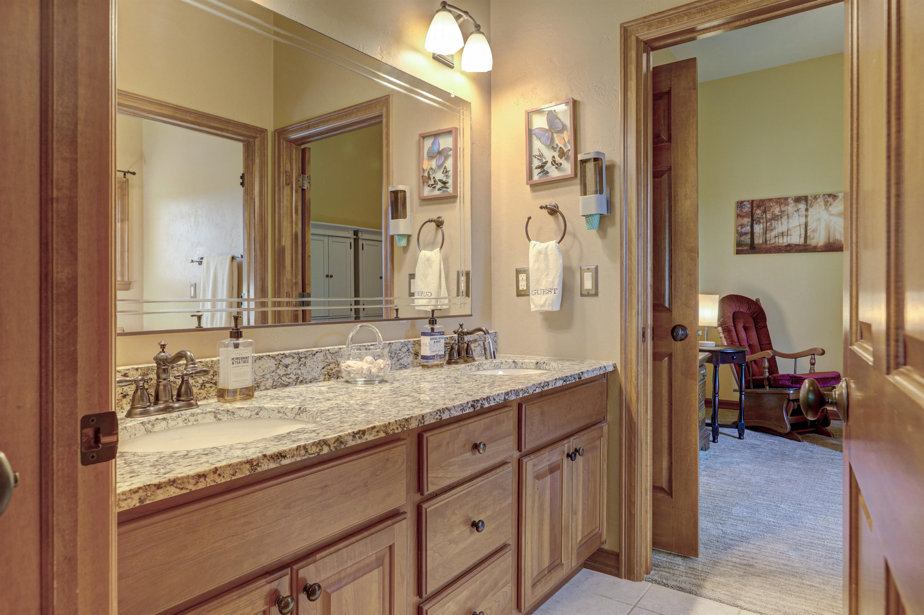 W3552 Equestrian Trail Appleton, WI 54913 - Photo 44 of 58