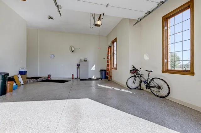 $1,250,000 | W3552 Equestrian Trail, Appleton, WI 54913