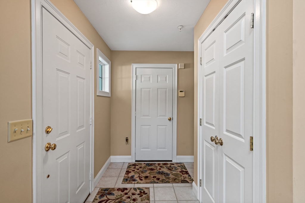 135 Beach Road, Unit C4 Salisbury, MA 01952 - Photo 3 of 40 Gallery Image 3