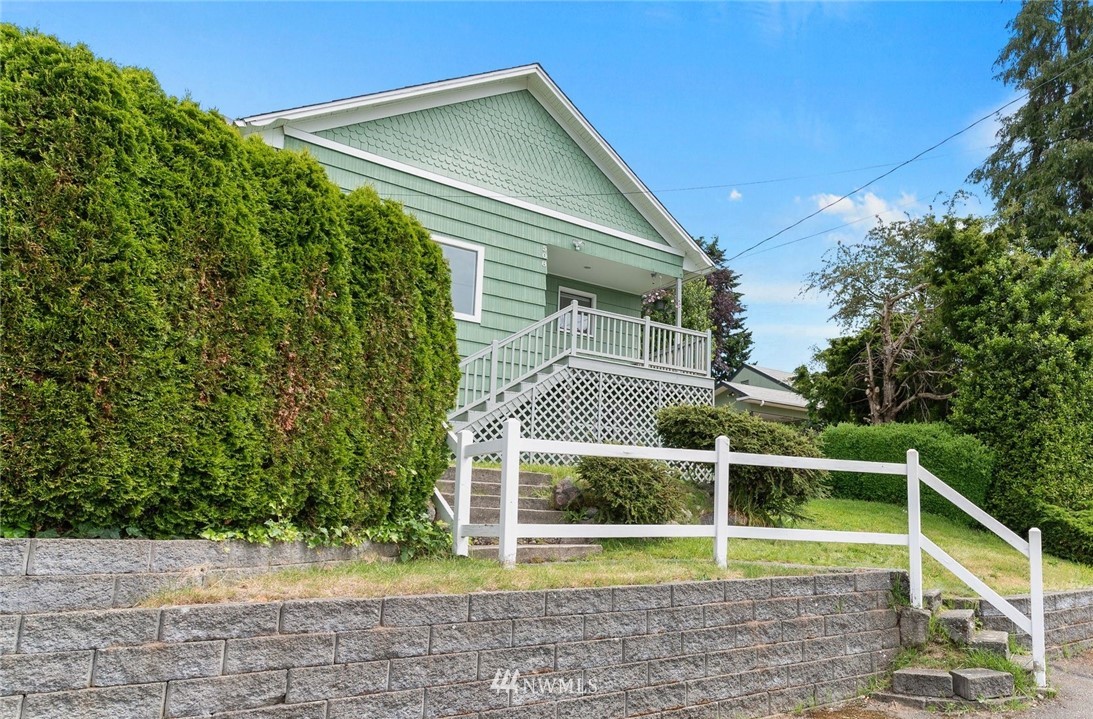 508 Southwest 3rd Place Renton, WA 98057 - Photo 1 of 23 a view of a house with a yard