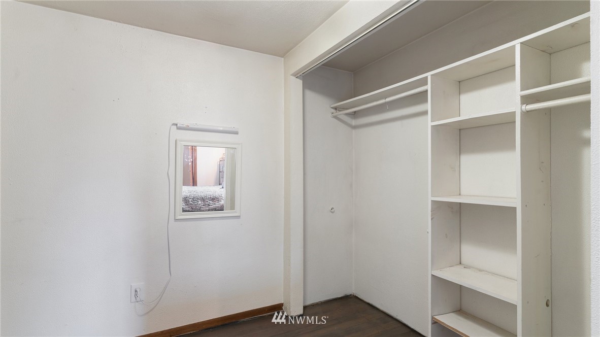 508 Southwest 3rd Place Renton, WA 98057 - Photo 14 of 23 a view of an empty walk in closet