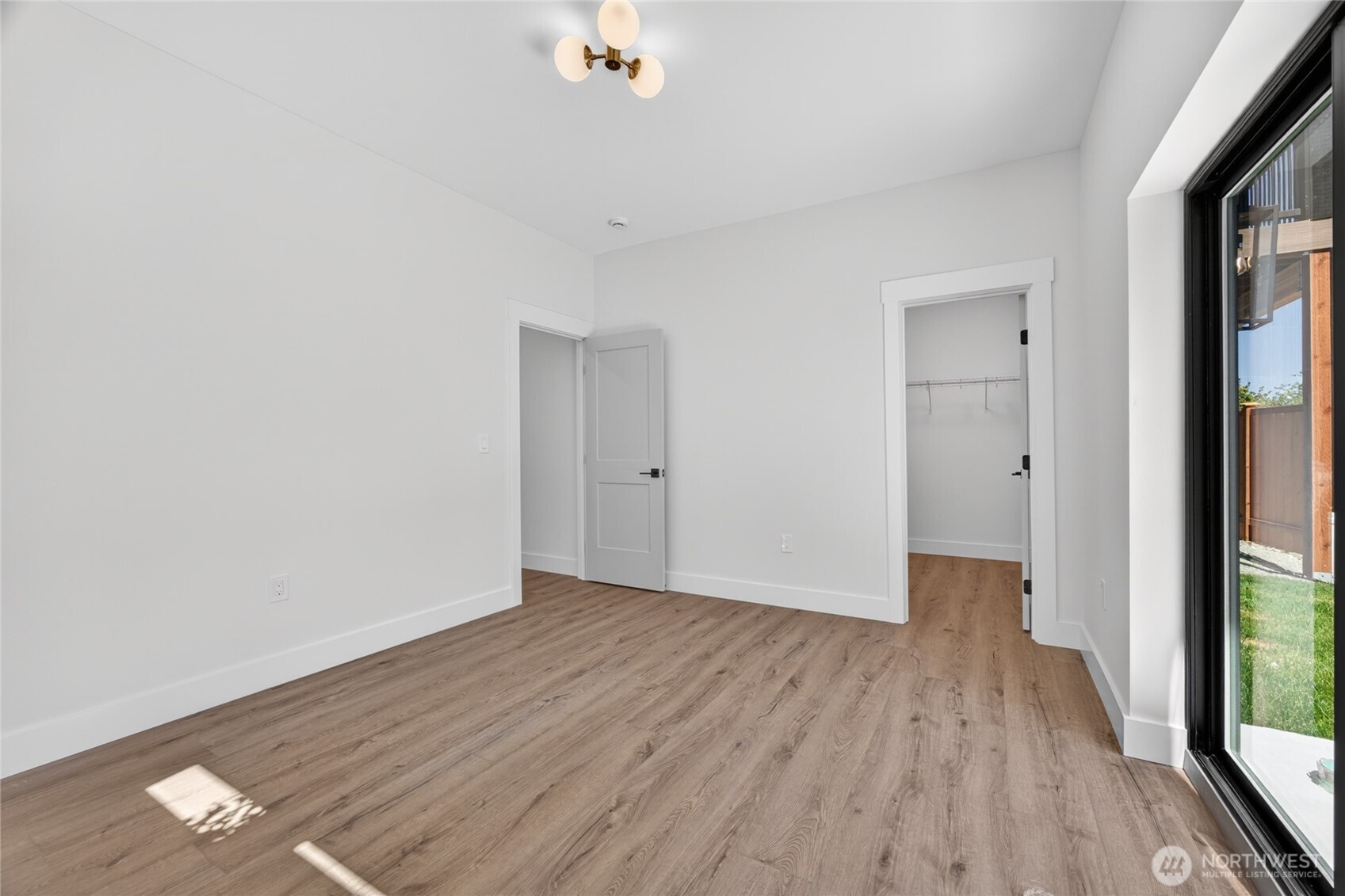 13820 Military Road East Puyallup, WA 98374 - Photo 29 of 38