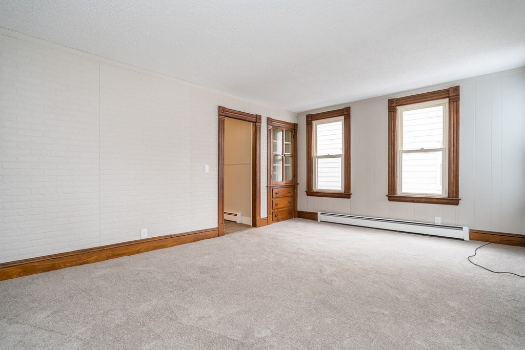 41 Armory Street Springfield, MA 01105 - Photo 10 of 39 Gallery Image 10