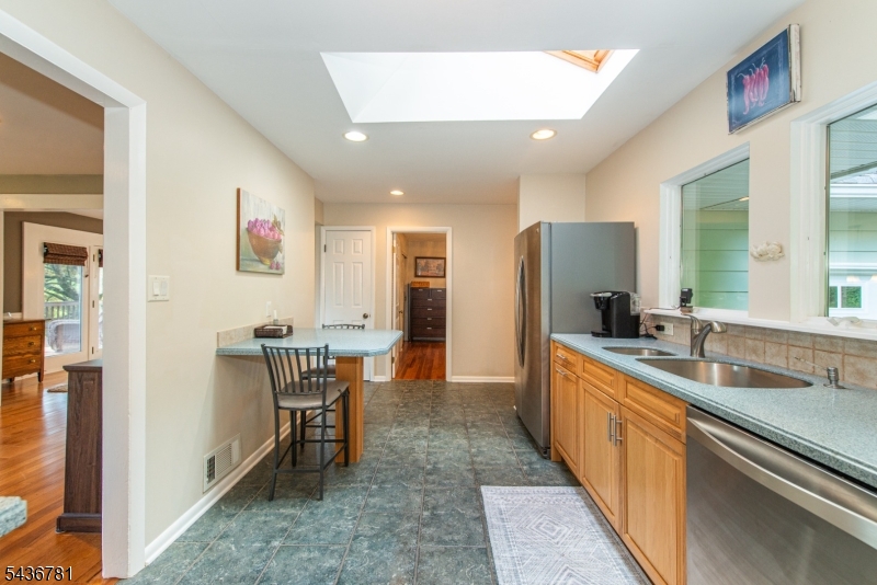 327 Pleasant Hill Road Flanders, NJ 07836 - Photo 20 of 46