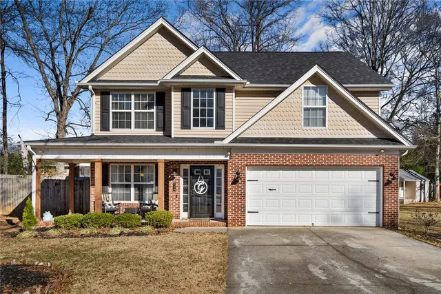 $349,900 | 114 Thorncliff Place, Anderson, SC 29625