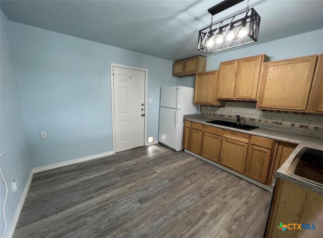 304 Margaret Lee Street Copperas Cove, TX 76522 - Photo 3 of 9