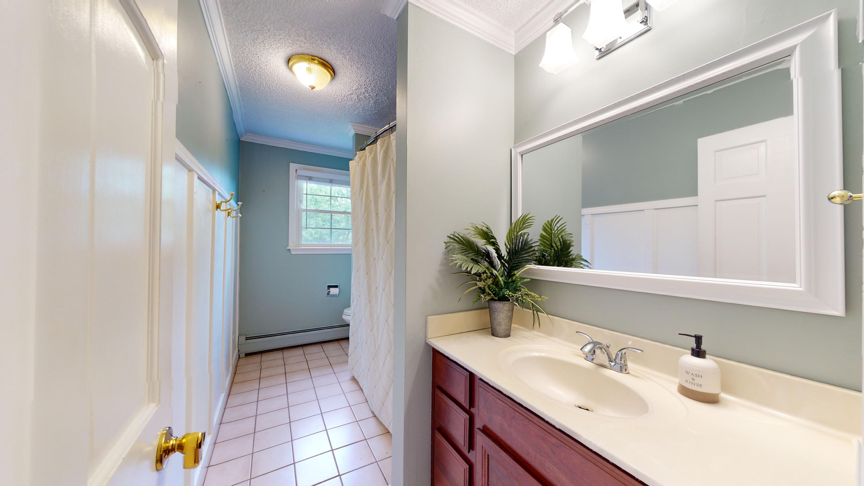 8 Cleveland Place Waterville, ME 04901 - Photo 20 of 49 main bath