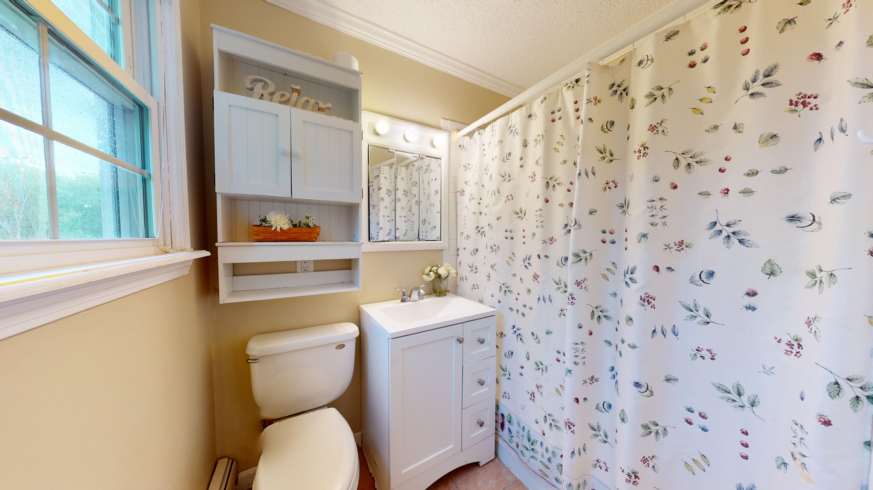 8 Cleveland Place Waterville, ME 04901 - Photo 27 of 49 primary bedroom bath