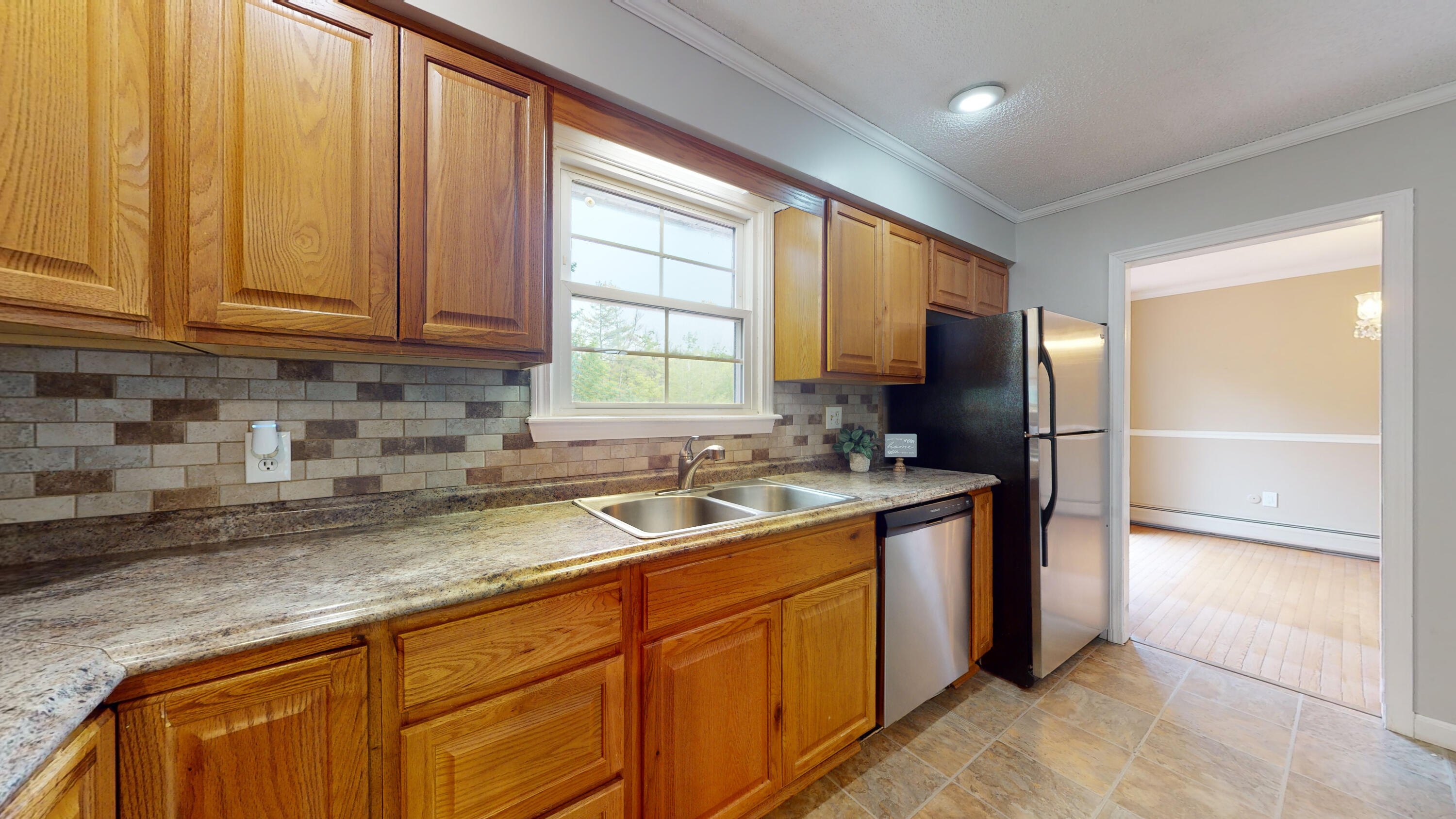 8 Cleveland Place Waterville, ME 04901 - Photo 4 of 49 kitchen
