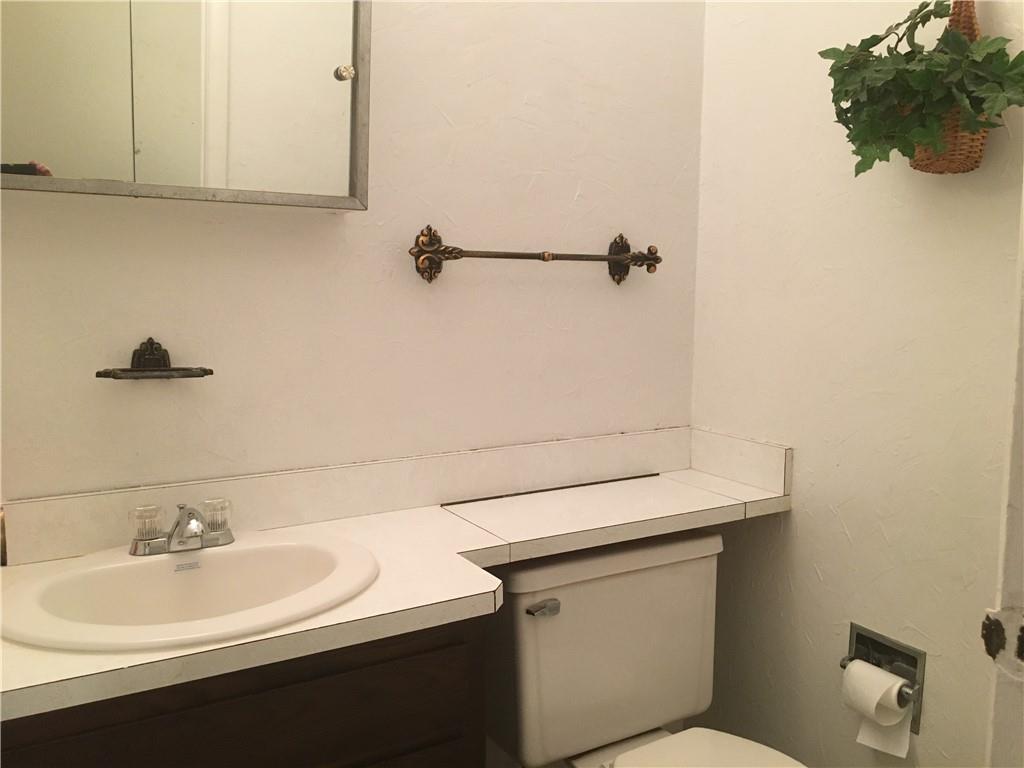 1820 Raintree Drive Anderson, IN 46011 - Photo 8 of 12 Gallery Image 8