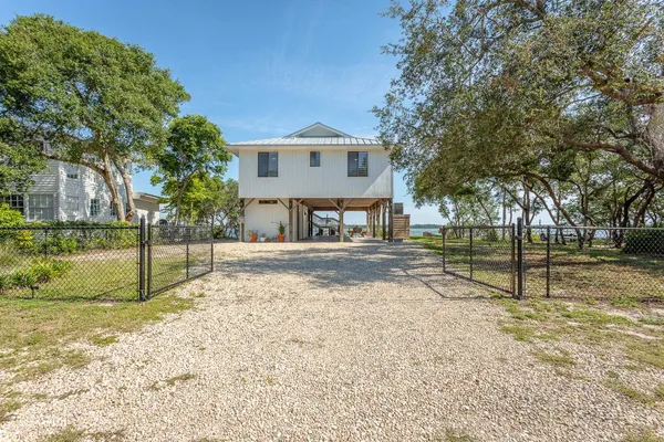 $799,000 | 203 Harbor Circle, Alligator Point, FL 32346