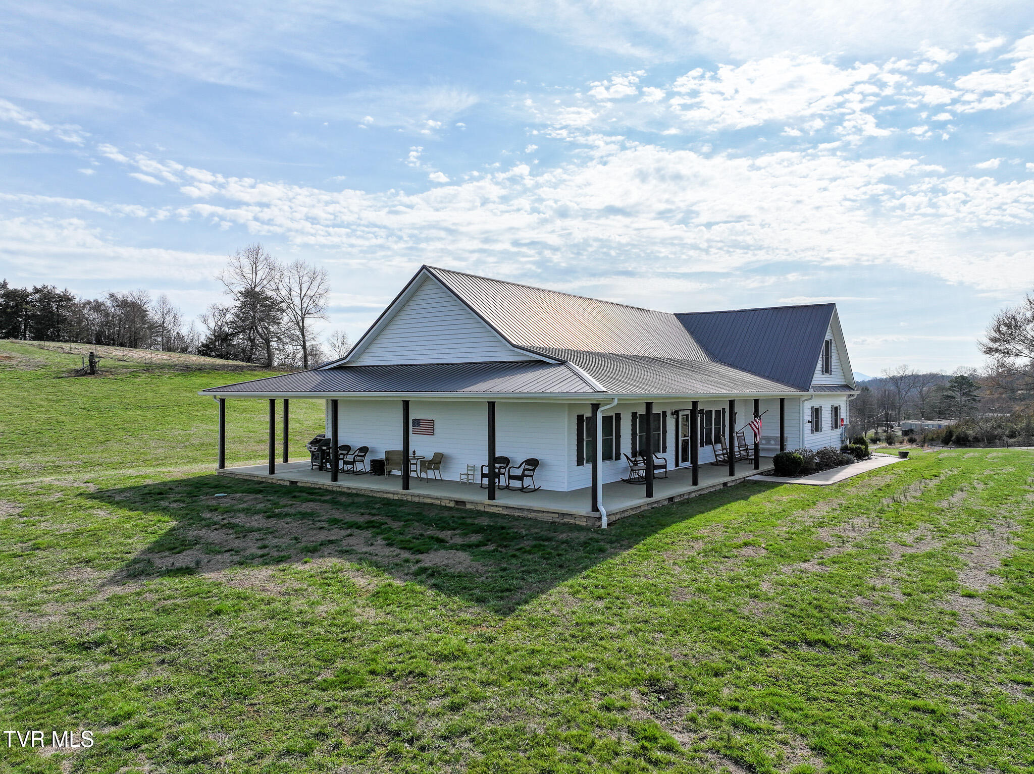 2905 Sunnyside Road Greeneville, TN 37743 - Photo 57 of 68 52