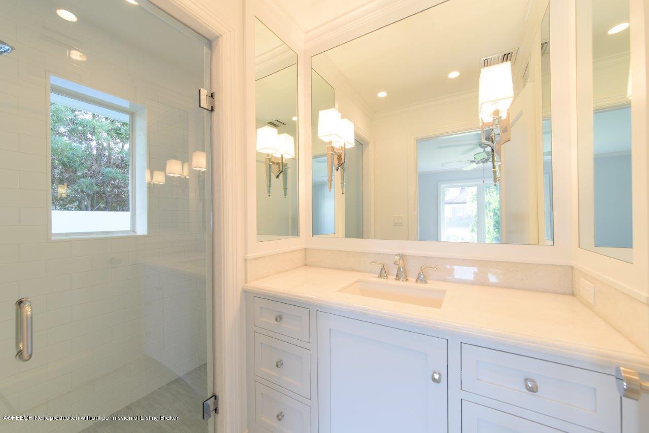 211 Caribbean Road Palm Beach, FL 33480 - Photo 13 of 24 3rd Bath