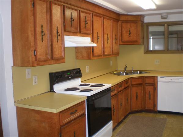72 Exeter Street West Springfield, MA 01089 - Photo 5 of 6