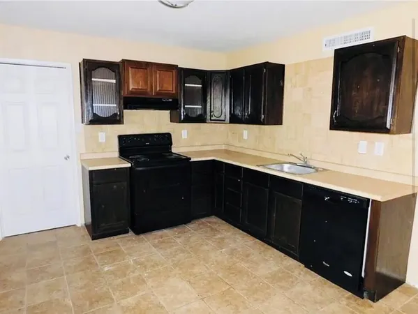 $2,250 | 5625 Squires Drive, The Colony, TX 75056