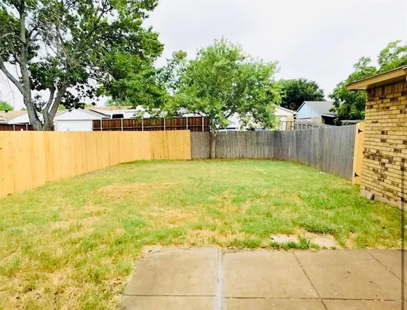 $2,250 | 5625 Squires Drive, The Colony, TX 75056