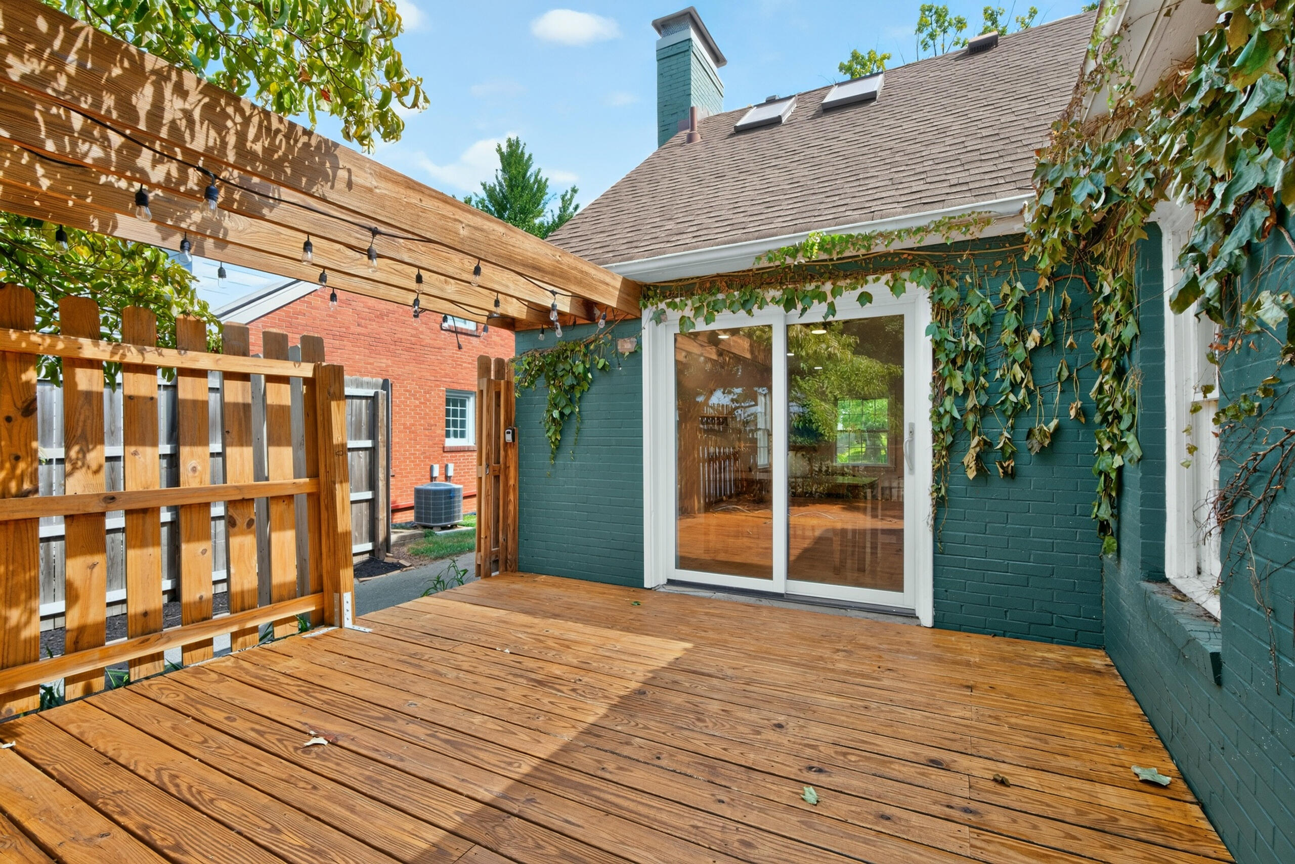 1249 Kastle Road Lexington, KY 40502 - Photo 41 of 49 Back Deck
