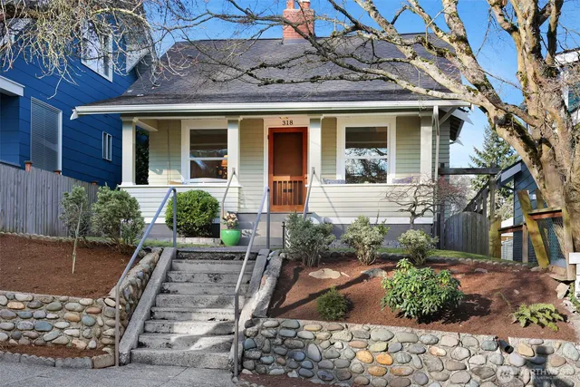 $899,950 | 318 North 77th Street, Seattle, WA 98103