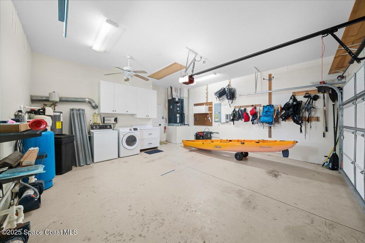 7831 Winona Road Melbourne Beach, FL 32951 - Photo 23 of 41 a view of a room with gym equipment