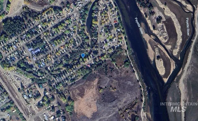 $199,000 | 30 F Street, Cascade, ID 83611