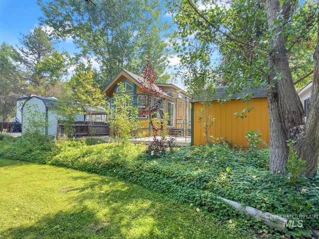 $199,000 | 30 F Street, Cascade, ID 83611