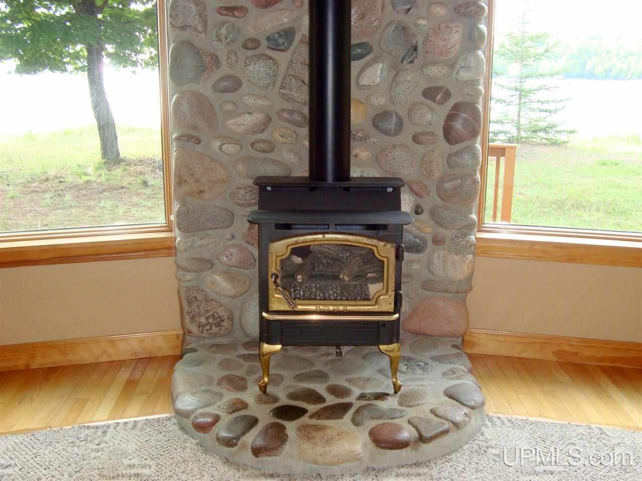 34 Middle Island Point Road Marquette, MI 49855 - Photo 7 of 35 Gallery Image 7