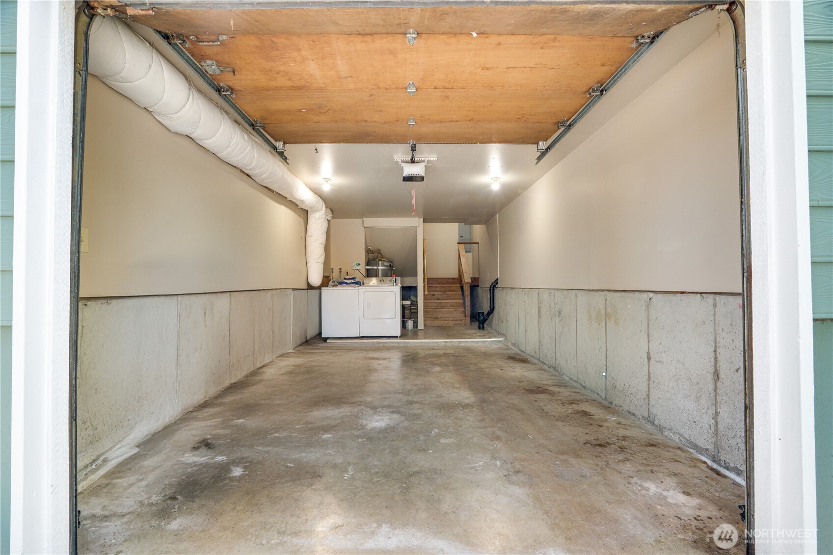 3023 Bridgeport Way West, Unit B University Place, WA 98466 - Photo 20 of 30 a view of a hallway