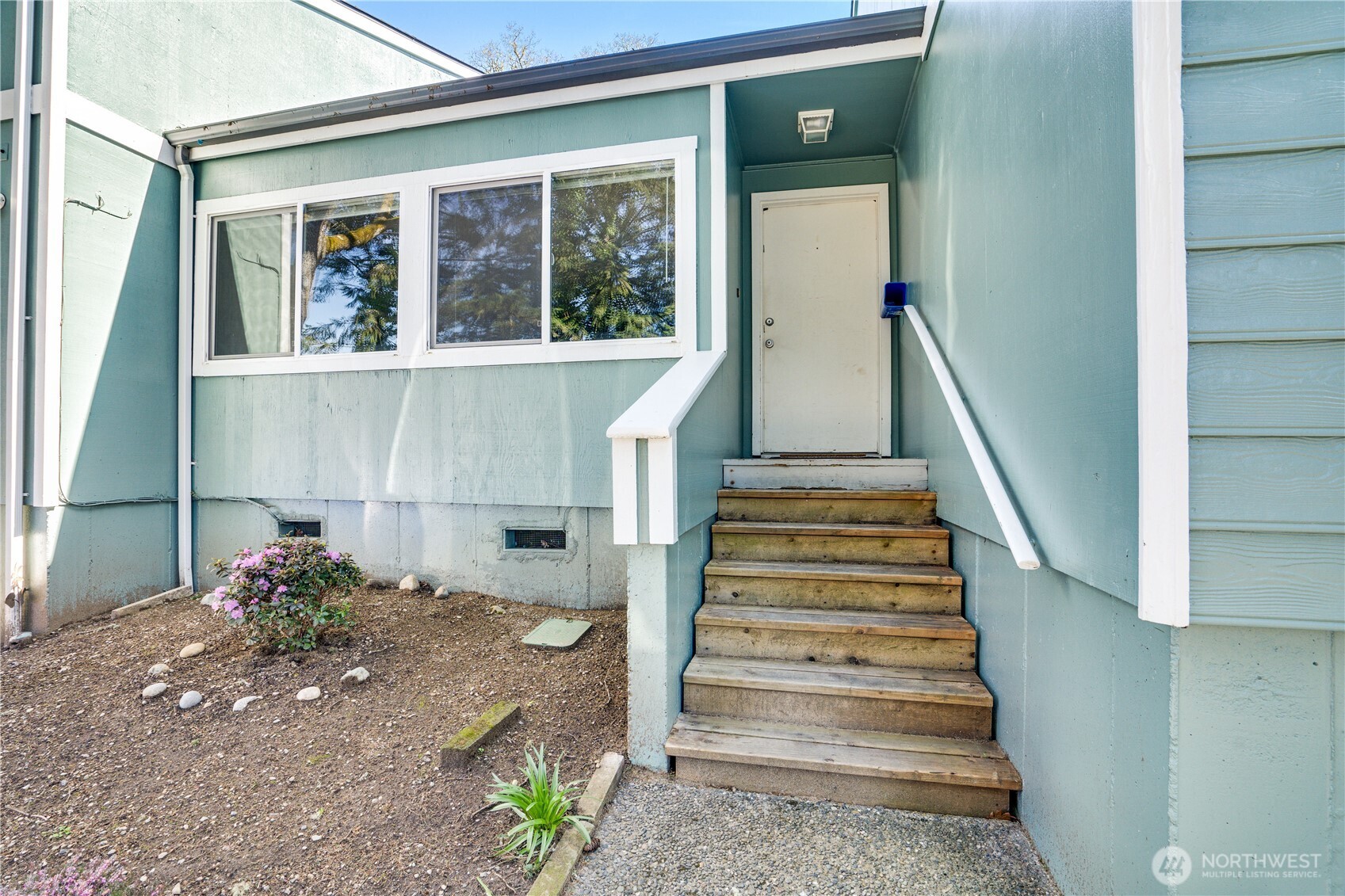 3023 Bridgeport Way West, Unit B University Place, WA 98466 - Photo 23 of 30 a view of entryway with a front door
