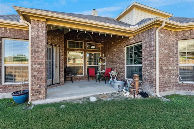 $475,000 | 1425 Creosote Drive, Fort Worth, TX 76177