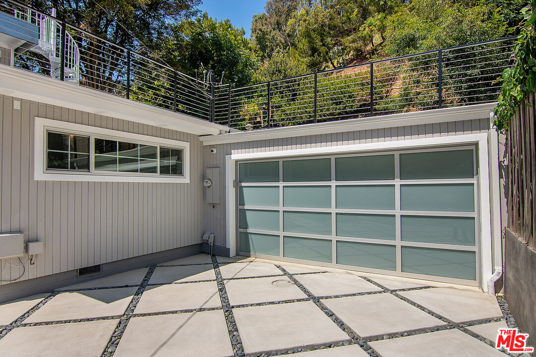 3908-a Las Flores Canyon Road Malibu, CA 90265 - Photo 34 of 60