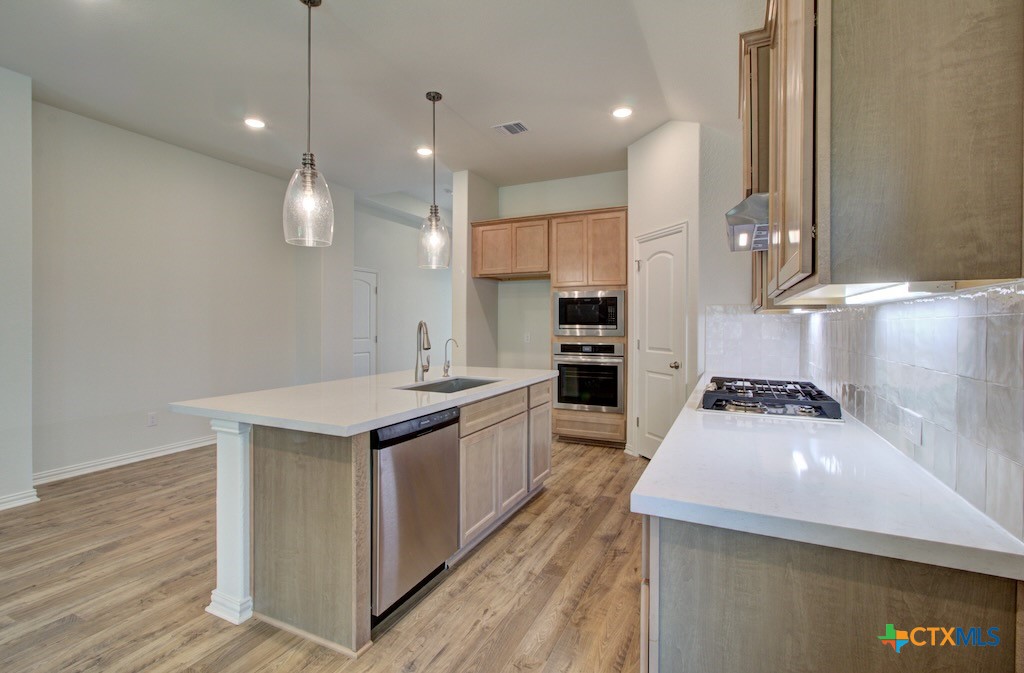 12205 Moon Pool Schertz, TX 78154 - Photo 13 of 26