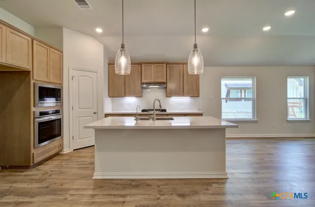 $432,990 | 12205 Moon Pool, Schertz, TX 78154