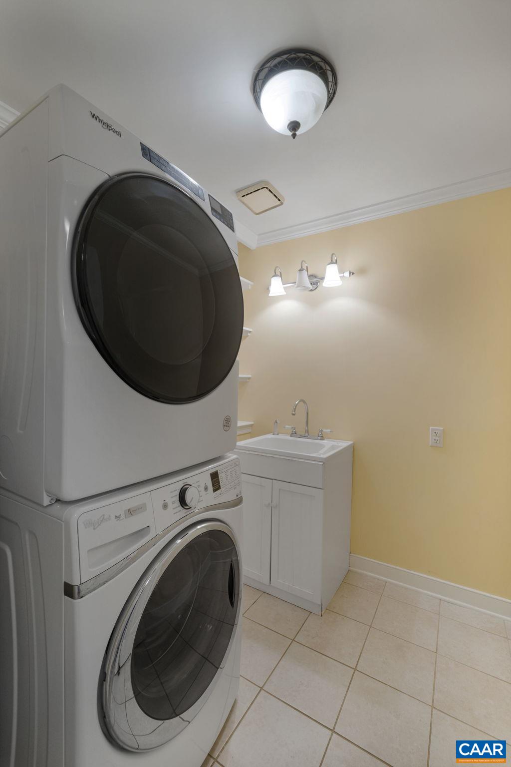 570 Rodes Drive Charlottesville, VA 22903 - Photo 35 of 75 a utility room with dryer and washer