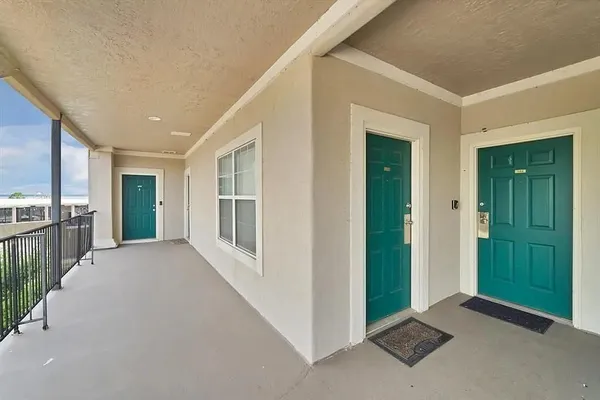 $1,700 | 7039 Kingston Cove Lane, Unit 202, Willis, TX 77318