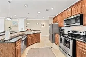 $1,700 | 7039 Kingston Cove Lane, Unit 202, Willis, TX 77318