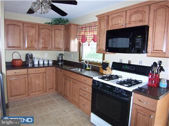 112 Miry Brook Road Hamilton, NJ 08690 - Photo 7 of 12 Gallery Image 7