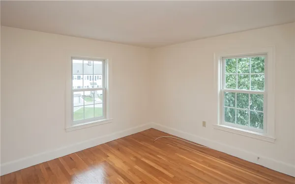 $2,150 | 11 Village Lane, Unit A, Middletown, RI 02842