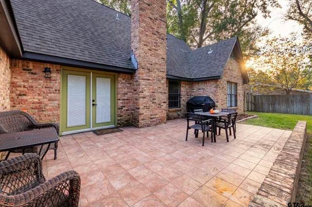 $574,990 | 403 Beechwood Drive, Tyler, TX 75701