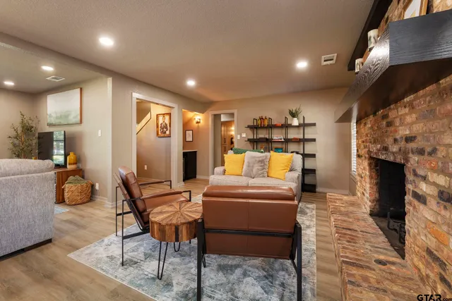 $574,990 | 403 Beechwood Drive, Tyler, TX 75701