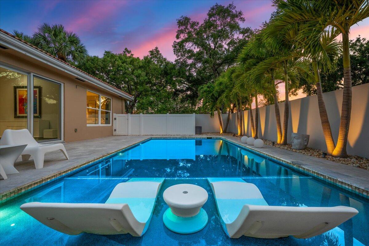 169 Hampton Circle Jupiter, FL 33458 - Photo 22 of 30 169 Hampton Circle