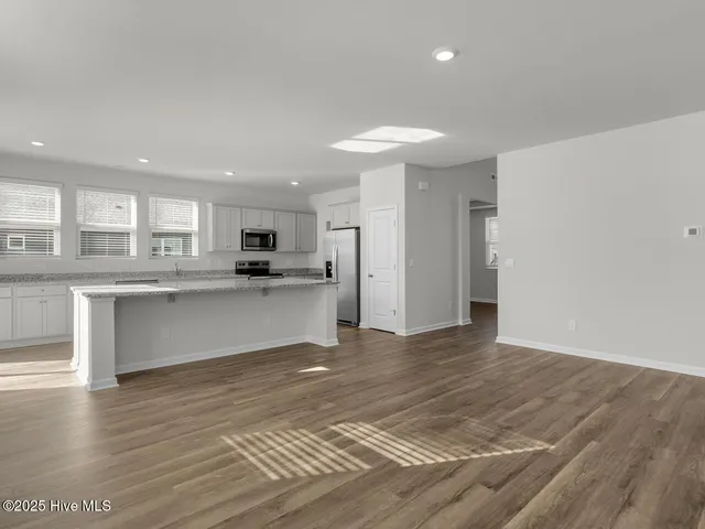 $384,999 | 220 Surfside Lndg Boulevard, Unit LOT 9, Hubert, NC 28539