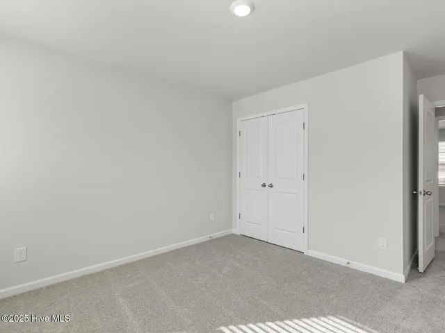 $384,999 | 220 Surfside Lndg Boulevard, Unit LOT 9, Hubert, NC 28539